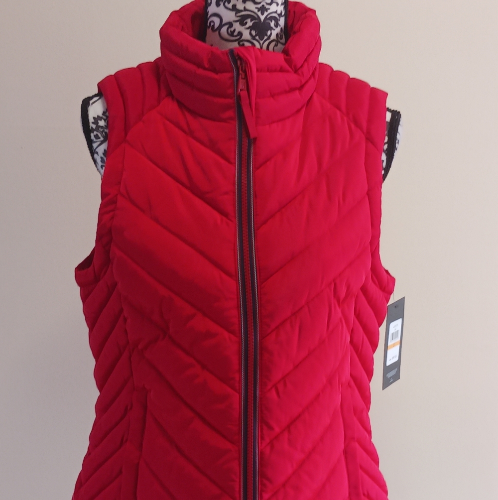 TOMMY Hilfiger Women's Red Quilted Puffer Vest